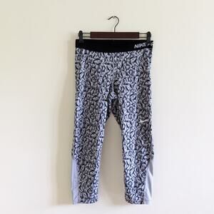 Nike Pro Sz L/12 Cool Facet Training Capris Dri-Fit Wolf Gray Black 822978-012